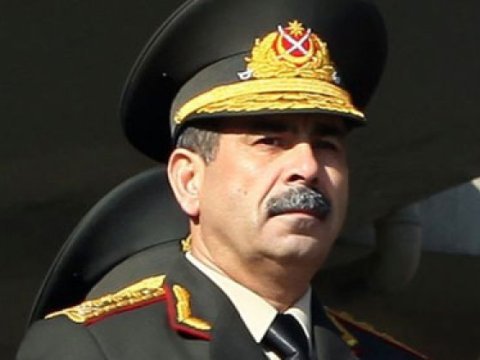 Zakir Həsənov Azərbaycan Ordusunun şəxsi heyətinə SƏSLƏNDİ