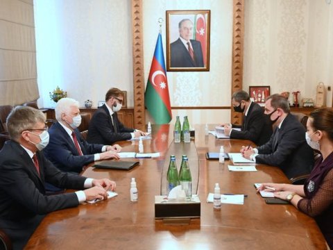 Ceyhun Bayramov Rusiyanın Azərbaycandakı səfiri ilə görüşdü
