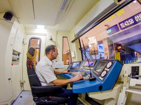 Metropoliten maşinist axtarır