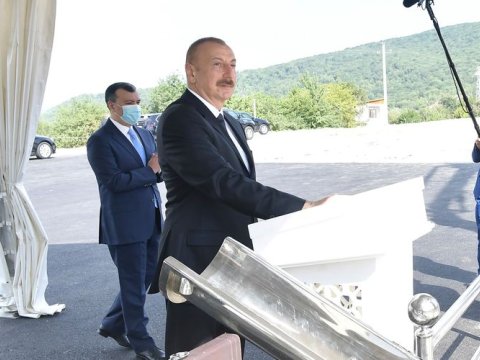 Prezident İsmayıllıda yeni mərkəzin təməlini qoyub - YENİLƏNİB
