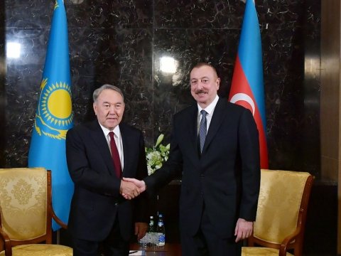 İlham Əliyev Nazarbayevlə DANIŞDI