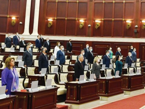 Azərbaycanda deputat ilk dəfə gəlirlərini açıqladı, bayrampuluna aydınlıq gətirdi