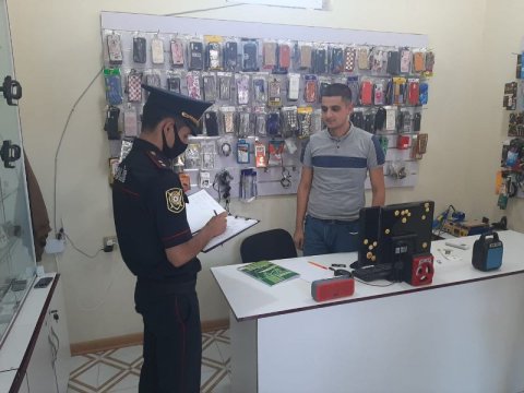 Ağdaşda tibbi maskadan istifadə etməyənlər cərimələnib
