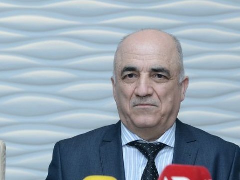 Baş infeksionist: “Virus yayda qanunauyğunluğa tabe olmadı, payızda əksi gözlənilir”