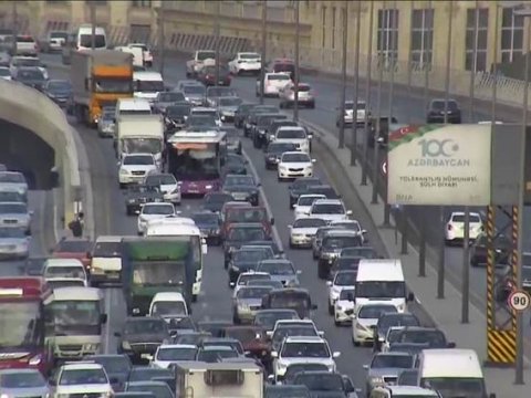 Bakının bu küçə və prospektlərində tıxac var