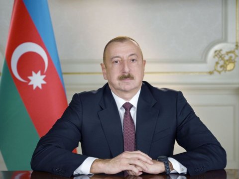 Prezident İlham Əliyev sinqapurlu həmkarını təbrik edib
