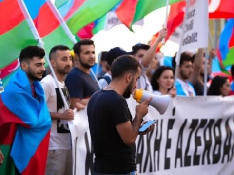 İsraildəki aksiyada ravin Azərbaycan mahnısına rəqs etdi - VİDEO