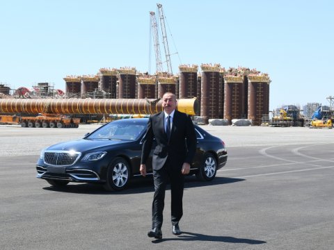 Naqif Həmzəyev: “Qarabağ” yatağına qayıdış milli neft siyasətinin uğurudur