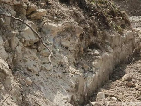 İsmayıllıda yol çəkilişi zamanı qədim tarixi abidə tapıldı - FOTO