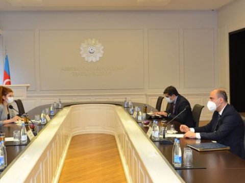 Təhsil naziri Türkiyə səfiri ilə görüşdü