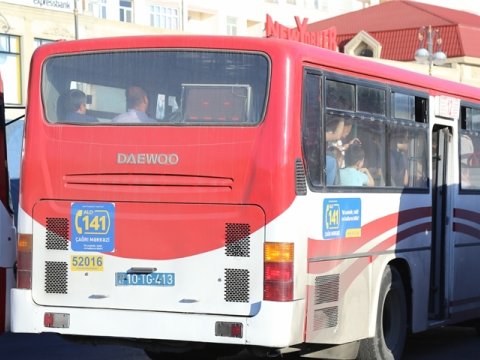 Avtobus sürücüsü ehtiyatsızlıqdan iş yoldaşını vurub öldürdü