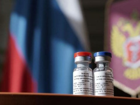 Qərb mediası Rusiyanın vaksin kəşfinə ŞÜBHƏ EDİR 