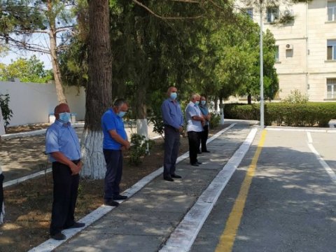 Atasına yas mərasimi keçirən oğul cərimələndi - Foto