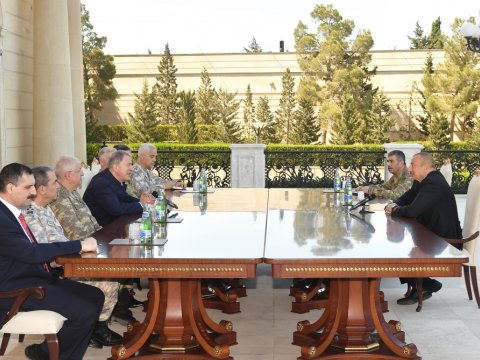 “Ölkələrimizin suverenliyi, müstəqilliyi və təhlükəsizliyi üçün lazım olan nə varsa edəcəyik” - Hulusi Akar 