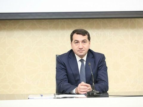 Prezidentin köməkçisindən narazı müğənnilərə CAVAB