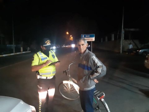 Polis velosipedçiləri cərimələdi