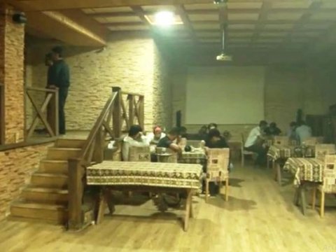 Sumqayıtda gizli fəaliyyət göstərən kafe aşkarlandı - FOTO