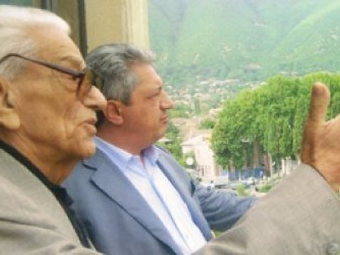 Yerdən göyə bir baxış… – Cavanşir Feyziyev