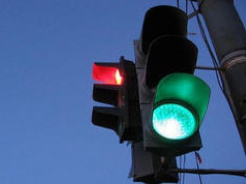 Bakıda bəzi işıqforların fəaliyyətində problem yarandı
