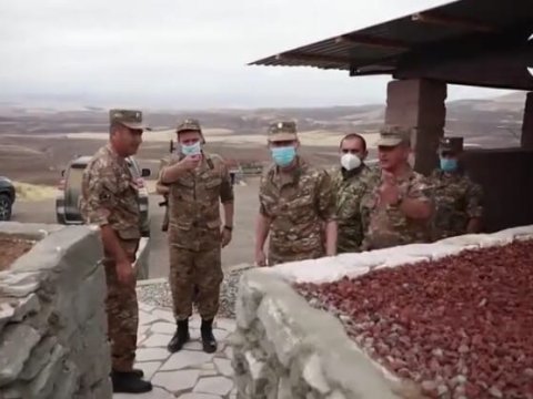 Ermənistanın Baş Qərargah rəisi cəbhə xəttinə gəldi - FOTOLAR