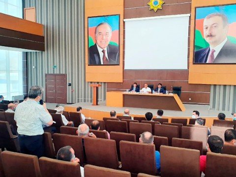 Gömrük İdarəsində sahibkarlarla görüş keçirilib - FOTO