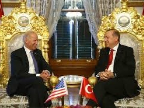 AKP Baydeni müstəmləkəçilik zehniyyətində ittiham etdi