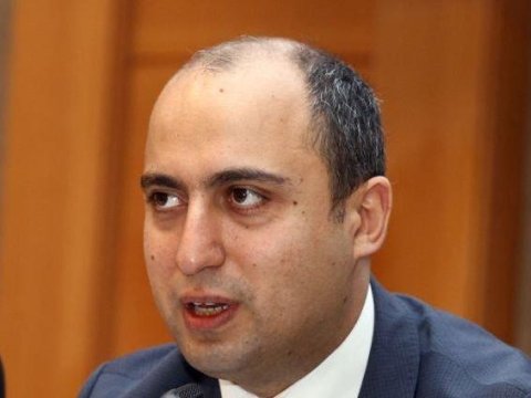 Təhsil naziri özünə daha bir müşavir təyin etdi