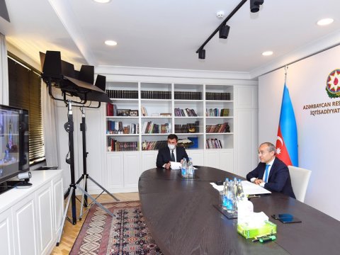 Mikayıl Cabbarov İranın İqtisadi İşlər və Maliyyə naziri ilə görüşdü