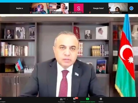 Şura pandemiya şəraitində təhsil sisteminin çətinliklərini müzakirə etdi - FOTO