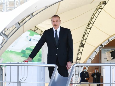 Prezident “Qobu” elektrik yarımstansiyasının tikintisi ilə tanış olub (YENİLƏNİB)