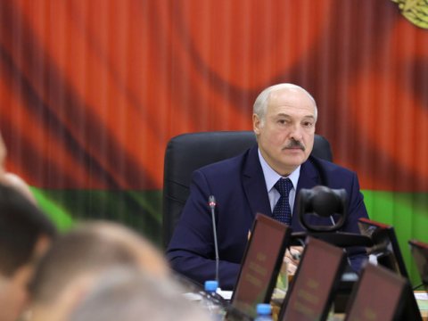 Lukaşenko: “Qərb ölkələri Belarusu Rusiyaya qarşı istifadə etmək istəyir”