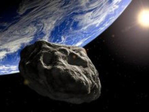 Yerə doğru asteroid yaxınlaşır