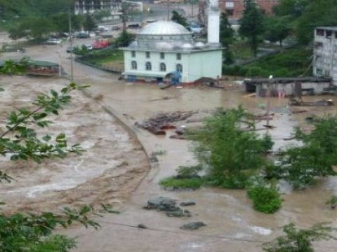 Türkiyədə sel qurbanlarının sayı 3-ə çatdı - 12 nəfər itkin düşdü