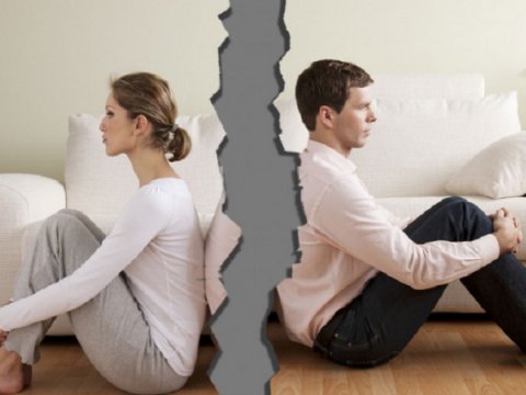 Sərt karantin rejimi ləğv olundu, boşanmalar kəskin artdı