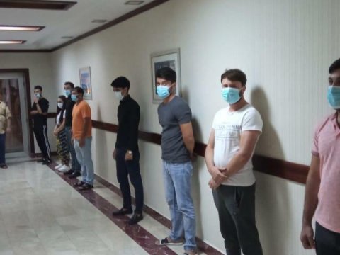 Kafedə karantini pozan 8 nəfər saxlanıldı - FOTO
