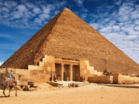 Bu ölkədə muzeylər və tarixi abidələr açılır