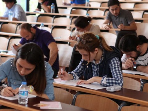 Magistraturaya boş qalan yerlərin sayı açıqlandı