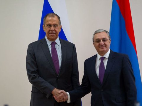 Lavrov Ceyhun Bayramovla görüşdən sonra Mnatsakanyana zəng etdi