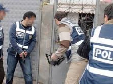 İstanbulda etiraza hazırlaşanlara qarşı əməliyyat 