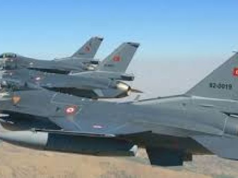 Yunanıstanın “F-16” qırıcıları Türkiyənin ərazi sularından uzaqlaşdırıldı