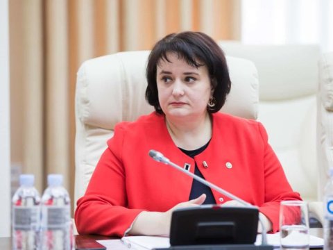 Səhiyyə naziri koronavirusa yoluxdu