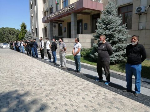 Ceyranbatan məscidinin axundu və 28 nəfər cərimələnib - FOTO