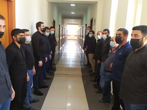 4-ü həbs edildi, 12-si cərimələndi