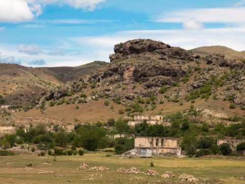 27 ildir düşmən tapdağı altında qalan QUBADLI