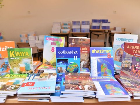 Dərsliklərin paylanılması bu tarixdə tam baça çatacaq