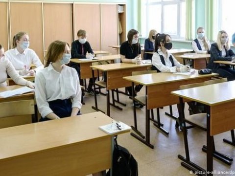 Koronavirusu fəal yayan məktəbli qrupu müəyyən olundu