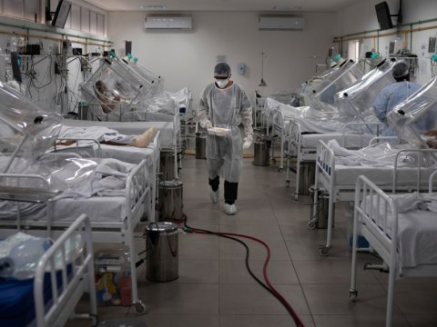 Braziliyada koronavirusa yoluxanların sayı 4 milyonu ötdü