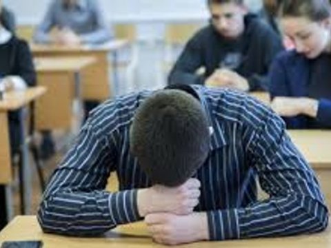 Bakıdakı bu universitetdə hər gün 500 tələbə kəsir imtahanı verir  