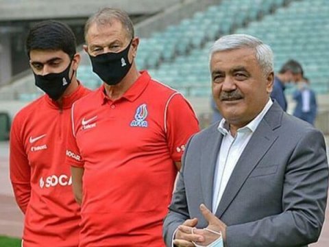 Rövnəq Abdullayev milli komanda ilə görüşdü