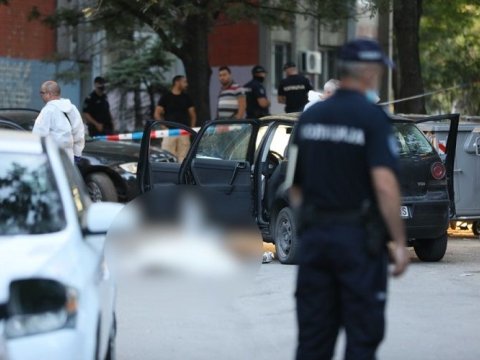 Serbiyada insident: ölən var